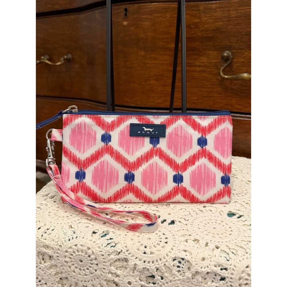 Scout Colorful Wristlet Waterproof Pouch Removable Wristlet Diamond Pattern